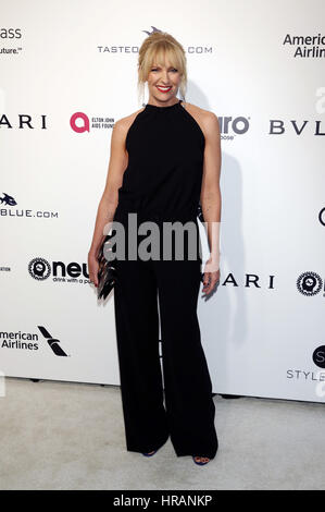 Toni Collette assiste à la 25th Annual Elton John AIDS Foundation Academy Awards Viewing Party dans la ville de West Hollywood Park le 26 février 2017 à West Hollywood, Californie. | Verwendung weltweit/photo alliance Banque D'Images