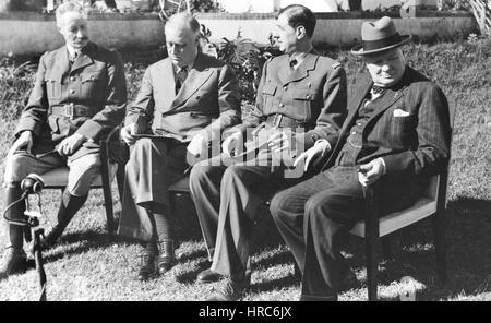 Janvier 1943 Conférence de Casablanca le Général Henri Giraud, Le Président Franklin Roosevelt, le général Charles de Gaulle et le premier ministre Winston Churchill Banque D'Images