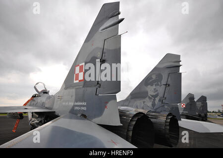Avion MIG-29 de l'armée de l'air polonaise Mikoyan Gurevich avec mémorial à Jerzy Jankiewicz au Royal International Air Tattoo, Fairford, Royaume-Uni Banque D'Images