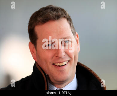 Charlie Longsdon formateur au cours de la conférence de presse à l'Hippodrome de Cheltenham en avance sur le Festival 2017. Banque D'Images