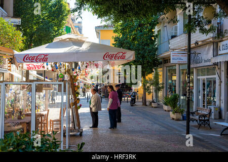 Nicosie, Chypre - 3 décembre : la rue Ledra, une importante rue commerçante dans le centre de Nicosie le 3 décembre 2015 à Bonn. Banque D'Images