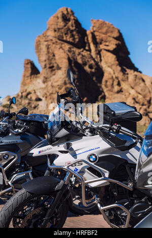 Les motos garées dans les montagnes de Tenerife, Îles Canaries Banque D'Images