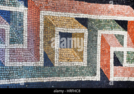 VATICAN, ITALIE - 14 mars 2016 : Le sol de mosaïque dans le Pius-Clementine musée de Vatican remonte au 3ème siècle est visité quotidiennement par la foule de Banque D'Images