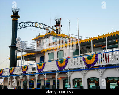 Creole Queen steamboat, Nouvelle-Orléans Riverwalk. Banque D'Images