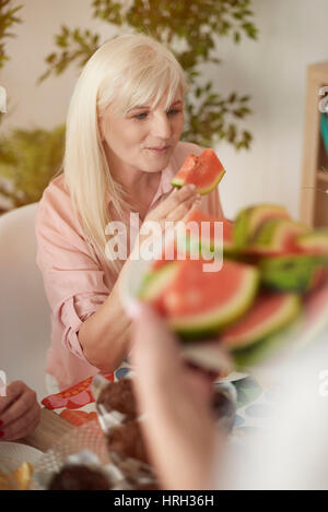 Douce et fraîche de melon d'eau saisonniers Banque D'Images