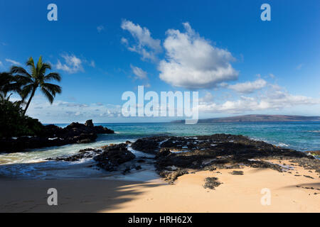 Les vagues et l'autre sur l'île de Maui, Hawaii, USA Banque D'Images