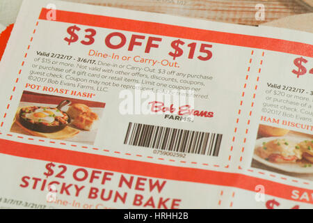 Bob Evans restaurant coupon hebdomadaire dans le Programme courrier - USA Banque D'Images