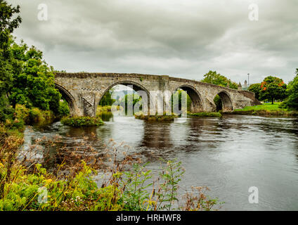 Vue sur le Vieux Pont de Stirling, Stirling, Ecosse, Royaume-Uni Banque D'Images