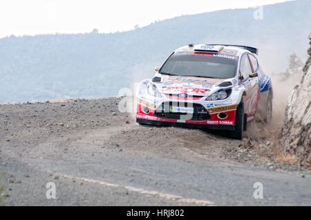 LIMASSOL, Chypre - 7 novembre : Le pilote Martin Prokop (Cz) et co-pilote Jan Tonamek (CZ) conduite Ford Fiesta S2000 rallye de Chypre à l'événement pendant l'amour Cy Banque D'Images