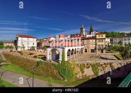 Photo de la charmante ville de Ponte da Barca dans la région de Minho Portugal Banque D'Images