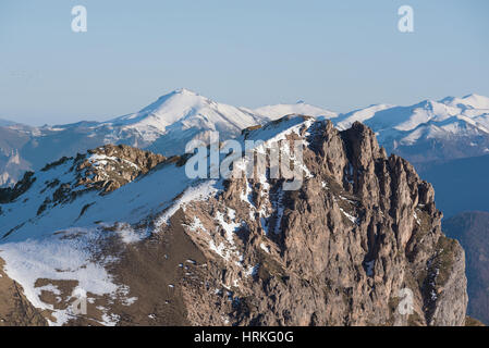 Paysage d'hiver dans les montagnes Picos de Europa, Cantabrie, Espagne. Banque D'Images