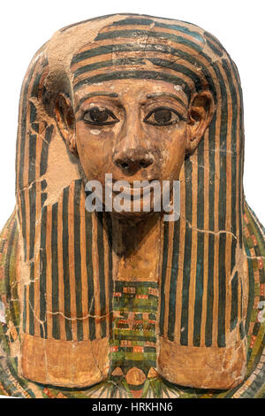 Partie de la tête de la princesse égyptienne sarcophage trouvé dans une pyramide en isolé sur fond blanc Banque D'Images
