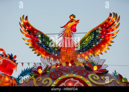 Guangzhou, Chine. Février 2017. Belle décoration pour la fête des lanternes au Parc Yuexiu à Guangzhou Banque D'Images