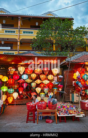 Lantern caler au marché de nuit. Hoi An, Quang Nam Province, Vietnam. Banque D'Images