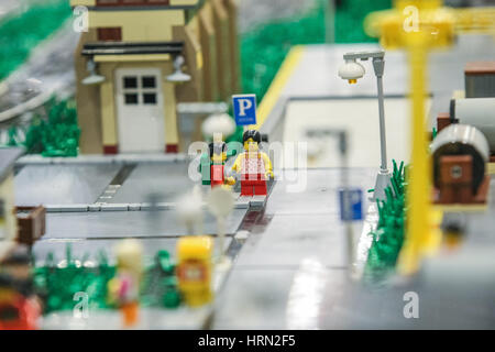 Gdansk, Pologne. 06Th Mar, 2017. Gare modèle fabriqué avec des briques LEGO est vu sur des briques LEGO exposition sur 3 Mars 2017 dans Galeria Metropolia à Gdansk, Pologne. Credit : Michal Fludra/Alamy Live News Banque D'Images