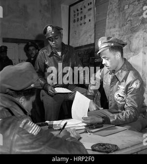 La DEUXIÈME GUERRE MONDIALE, Les aviateurs Tuskegee, 1945 Banque D'Images