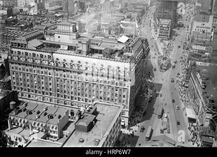 New York, Times Square, l'hôtel Astor, 1915-20 Banque D'Images