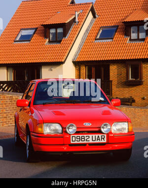 1987 Ford Escort RS Turbo Banque D'Images