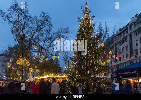 Le marché de Noël à Budapest, Hongrie Banque D'Images