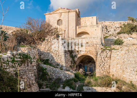 Une église de Fawwara dans les limites de Siggiewi, Malte Banque D'Images