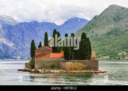 Sveti dorde Island dans la baie de Kotor Banque D'Images