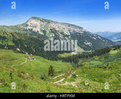 Hoher Ifen au-dessus du Schwarzwassertal, Autriche Banque D'Images