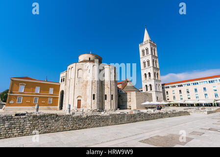 Vieille ville de Zadar et cathédrale st donatus Banque D'Images