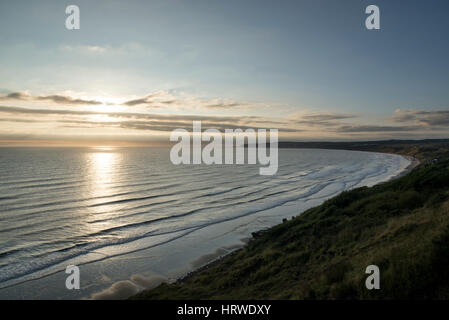 Beau matin à Hunmanby sands, Filey Bay sur la côte du North Yorkshire, Angleterre. Banque D'Images