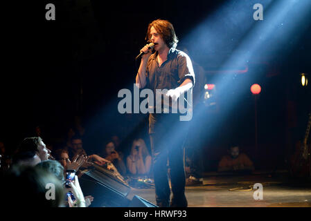 Barcelone - le 25 mai : Iceage (punk rock) en concert au stade Apolo 2015 Primavera Sound Festival (PS15) le 25 mai 2015 à Barcelone, Espagne. Banque D'Images