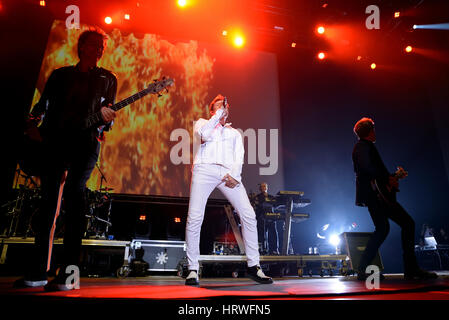 Barcelone - JUN 20 : Duran Duran (pop) performance live au festival Sonar le 20 juin 2015 à Barcelone, Espagne. Banque D'Images