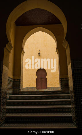 Beau riad traditionnel marocain en porte Banque D'Images