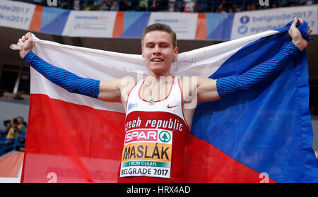 Belgrade, Serbie. 4e Mar, 2017. La République tchèque, Pavel Maslak célèbre après avoir remporté la finale 400m hommes à l'Europe d'athlétisme en salle 2017 à l'Aréna Kombank à Belgrade, en Serbie, le 4 mars 2017. Credit : Predrag Milosavljevic/Xinhua/Alamy Live News Banque D'Images