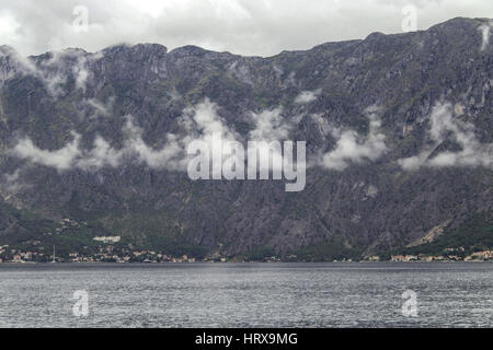 Nuages sur la baie Banque D'Images