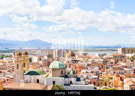 Cagliari vue panoramique, la Sardaigne, l'architecture historiques de la méditerranée de l'italie Banque D'Images