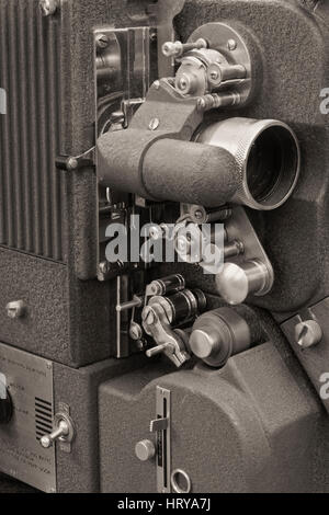 Un projecteur de film 1 - projecteur de film des années 1920 ou 1930 Banque D'Images