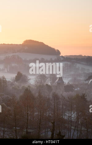 Le village de Stanford dans le Kent Downs sur un matin d'hiver. Banque D'Images