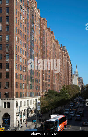 Le jardin avec terrasse London Metropolitan Life Insurance Company construction contexte West 23rd Street à partir de la ligne haute New York USA Banque D'Images