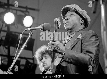 Muddy Waters, musicien de blues américain, capitale du Jazz, 1979. Artiste : Brian O'Connor. Banque D'Images
