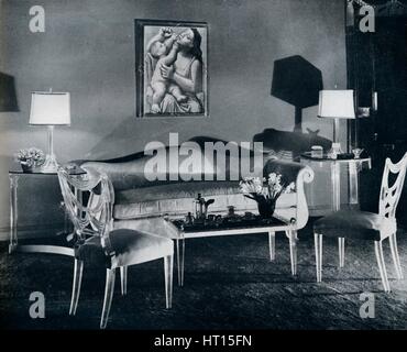 Meubles en Plexiglas "dans un intérieur des années 40', 1941. Artiste : Inconnu. Banque D'Images