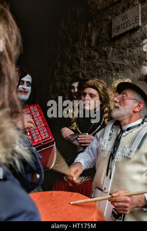 Satriano di Lucania (Potenza, Italie) - Chaque année, Satriano di Lucania, une ville du sud de l'Italie Basilicate, accueille son carnaval annuel. Ici la célébration de 'Matrimonio della Zita'. Banque D'Images