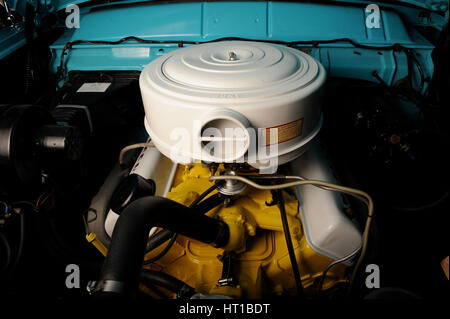 La Mercury Monterey station wagon 1955. Artiste : Simon de l'argile. Banque D'Images