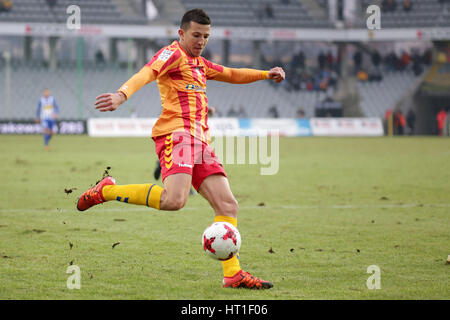 KIELCE, Pologne - 18 février 2017 : Premier Ministre polonais de Football Korona Kielce - Wisla Plock o/p Ilijan Micanski Banque D'Images