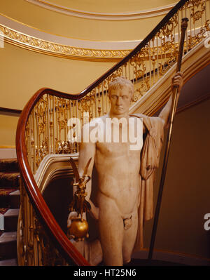 Statue de Napoléon comme Mars le Pacificateur, Apsley House, Londres, c2000. Historique : L'artiste photographe personnel de l'Angleterre. Banque D'Images