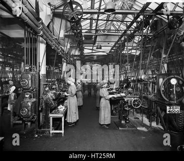 La Birmingham Small Arms Factory, Small Heath, Birmingham, février 1917. Artiste : Adolphe Auguste Boucher. Banque D'Images