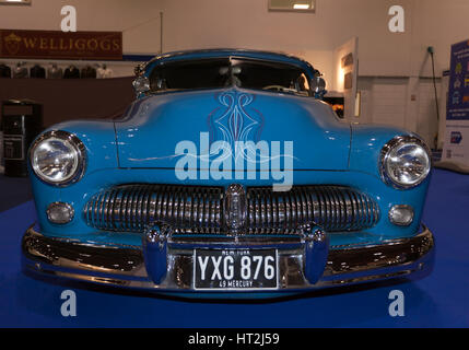 Vue frontale d'un mercure 49 funny car, à l'affiche au Salon de voitures Londres 2017 Banque D'Images