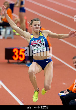 Belgrade, Serbie. 6Th Mar, 2017. Maryna Bekh de l'Ukraine pendant le saut final sur les femmes, la troisième journée de l'Europe d'athlétisme en salle 2017 à l'Aréna Kombank le 5 mars 2017 à Belgrade, Serbie. Credit : Nikola Krstic/Alamy Live News Banque D'Images