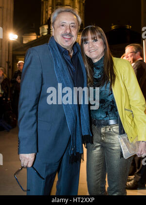 Berlin, Allemagne. 06 Mar, 2017. L'acteur allemand Wolfgang STUMPH avec épouse Christine Man Doki Soulmates und Wings of Freedom concert à Berlin, Allemagne am 06.03.2017 Crédit : Peter Schatz/Alamy Live News Banque D'Images