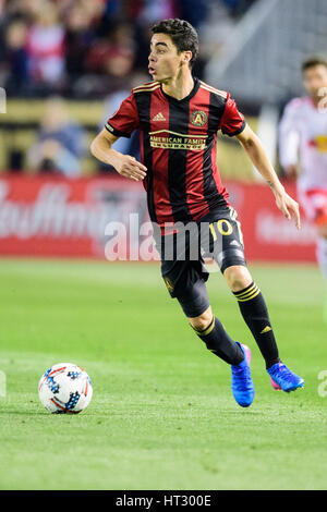 Atlanta, USA. 5Th Mar, 2017. Atlanta United Miguel Almirn (10) au cours de la partie de soccer MLS entre les Red Bulls de New York et Atlanta United à Bobby Dodd Stadium le dimanche 5 mars 2017 à Atlanta, GA. Credit : Cal Sport Media/Alamy Live News Banque D'Images