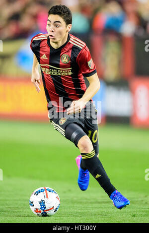 Atlanta, USA. 5Th Mar, 2017. Atlanta United Miguel Almirn (10) au cours de la partie de soccer MLS entre les Red Bulls de New York et Atlanta United à Bobby Dodd Stadium le dimanche 5 mars 2017 à Atlanta, GA. Credit : Cal Sport Media/Alamy Live News Banque D'Images