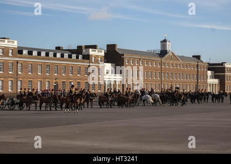 Londres, Royaume-Uni. 7 mars, 2017. Les Kings Royal Horse Artillery Inspection annuelle à la caserne de Woolwich, au sud-est de Londres. Une partie de la famille des troupes, les tâches comprennent le tir de Royal salue dans Hyde Park et Green Park sur Royal anniversaires et cérémonies d'État. 111 chevaux sont stationnés à la caserne de Woolwich. Credit : claire doherty/Alamy Live News Banque D'Images